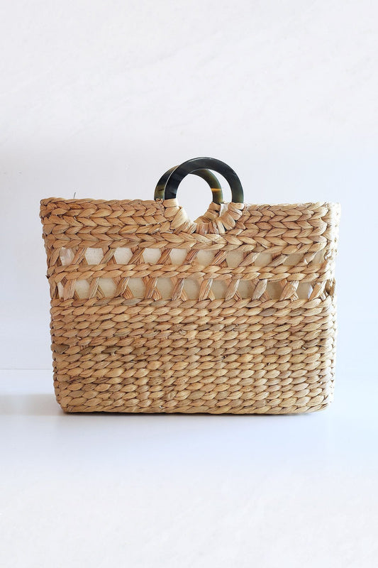 Lakeside Luxe Tote – Handwoven Hyacinth with Buffalo Horn Handles
